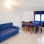 Lägenhet Peric-2 By Interhome *